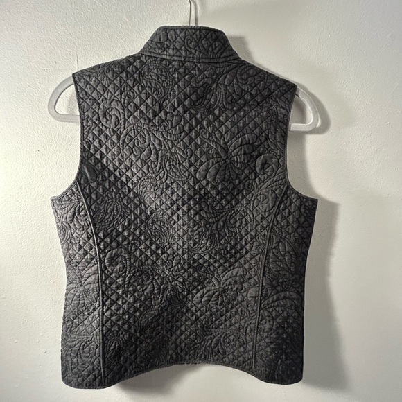 Orvis Women's Charcoal Quilted Vest - Picture 2 of 3